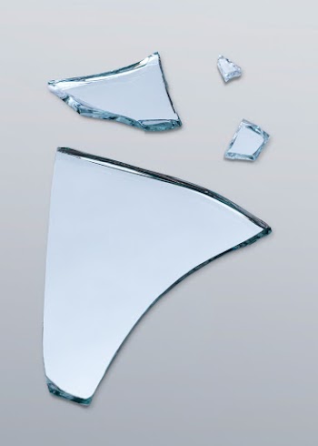 Broken mirror psd effect shard of glass | Free stock illustration | High Resolution graphic