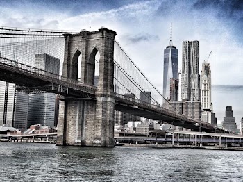 Brooklyn Bridge during daytime