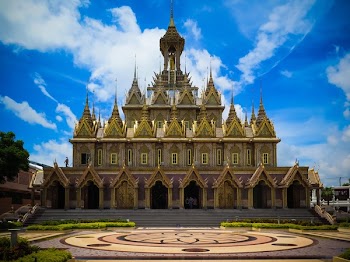 Brown and Yellow Mansion Under Blue Sky