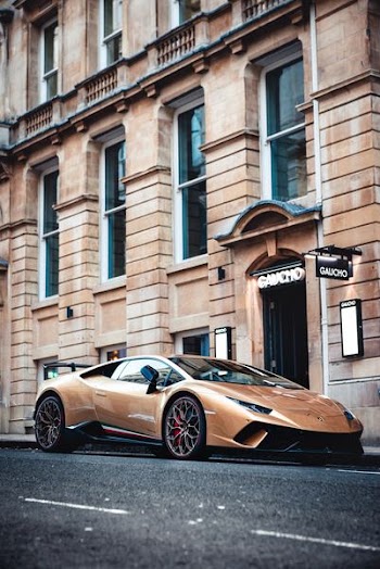brown car