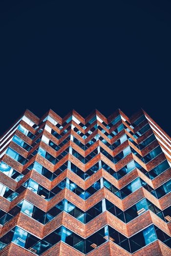 brown concrete building