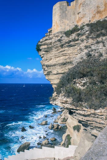 Brown Mountain Cliffs