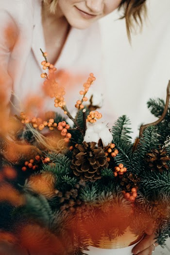 Brown Pinecone Decor