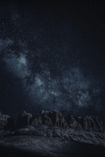 Brown Rocky Mountain Photography