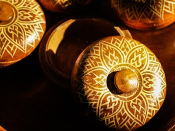 Brown Wooden Bowl With Lid