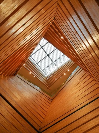 Brown Wooden Ceiling With White Window Blinds · Free Stock Photo