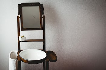 Brown Wooden Vintage Washstand