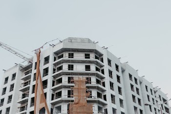 Building Under Construcion