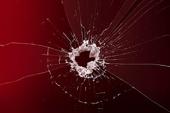 Bullet hole in glass vector background | Free stock illustration | High Resolution graphic