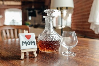 Burbon Gifts For Mom
