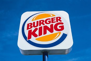 Burger King sign, Victorville, California… | Free public domain photo