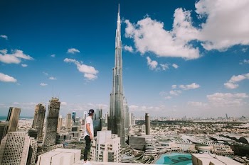 Burj Khalifa, Dubai during daytime