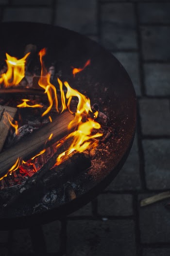 burning firewoods