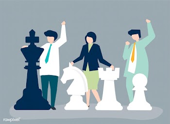 Business people with giant chess pieces | Free stock vector - 479281