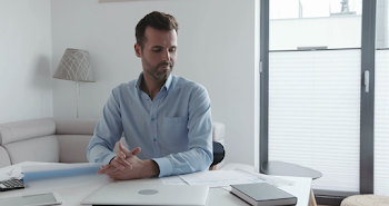 Businessman At Desk PNG Transparent Businessman At Desk.PNG Images ...