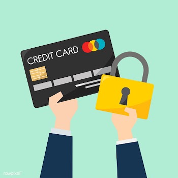 Businessman with credit card and protection | Free stock vector - 437557