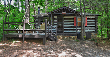 Cabin 20 - Top-O-The-Hill | Log Cabin Motor Court
