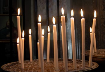 candlesinthechurch.jpg