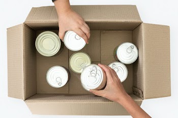Canned food donation for charity campaign | Free stock photo | High Resolution image