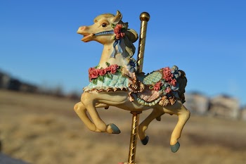 Carousel, theme park. Free public | Free Photo - rawpixel