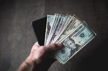 Cash Smartphone