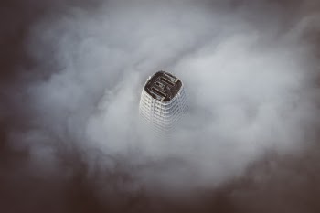 Celebrating my 200m views with the tallest building in San Francisco covered by fog.