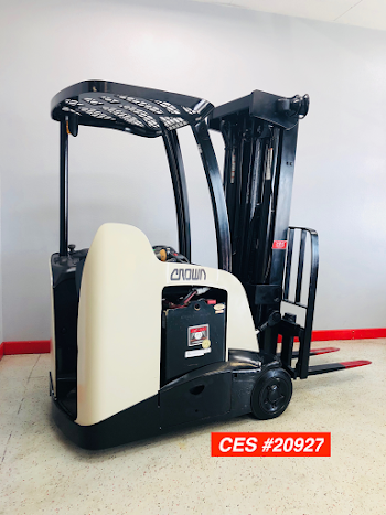 CES #20927 Crown RC5540-40 Docker Stand Up Forklift - Coronado ...
