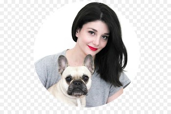 Chanel Le Vernis Influencer marketing Klear Capelli - french bulldog yoga 