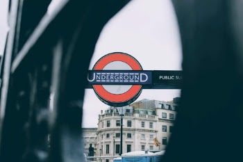Charing Cross Underground Station
Shooting through fence leading to Underground