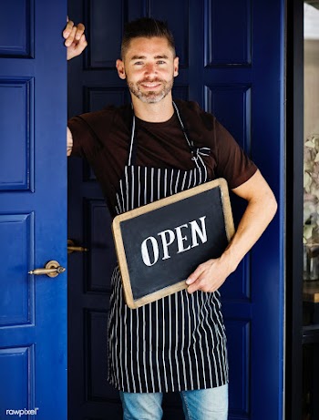 Cheerful business owner | Free stock psd mockup - 398757