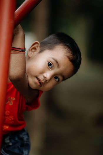 Child Wearing Red Shirt 