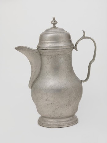 Chocolate/coffee pot | Free Photo - rawpixel
