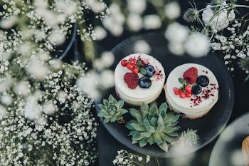 chocolate with fruits