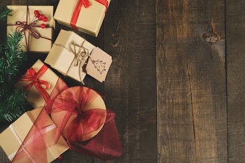 Christmas Gifts Flatlay