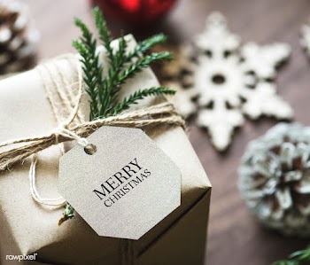 Christmas holiday greeting design mockup | Free stock psd mockup - 516429
