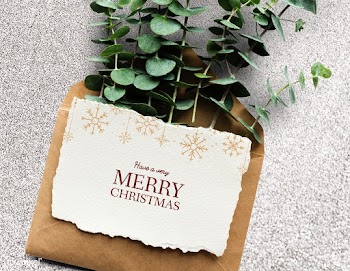 Christmas holiday greeting mockup with leaves | Free stock psd mockup - 516347
