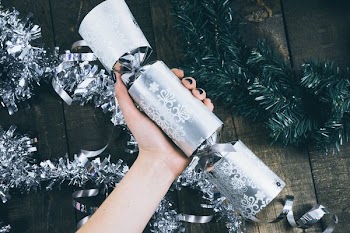 Christmas Holiday Surprise Cracker
