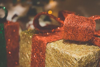          Christmas Present Wrapped in Fabric Free Photo     