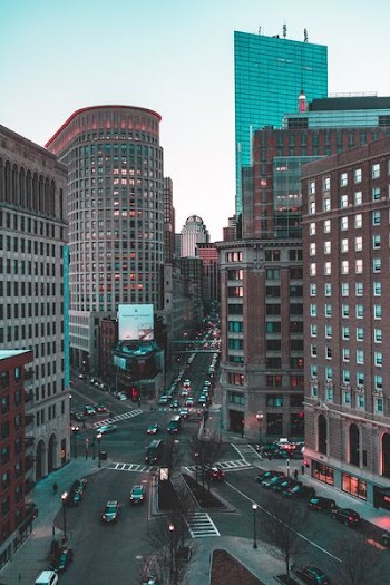 city building during daytime