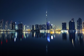 Cityscape of Dubai by the waterfront. | Free Photo - rawpixel