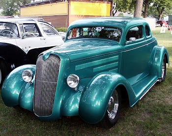 Classic_Automobile.jpg