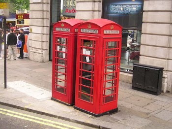 classic_phonebooth.JPG