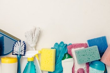 Cleaning Supply Flatlay Bottom