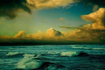 clear sky over ocean