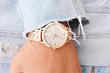 Close-up of a gold watch | Free Photo - rawpixel