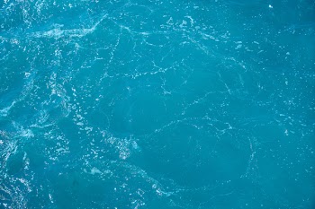 Close-up Photo of Blue Body of Water