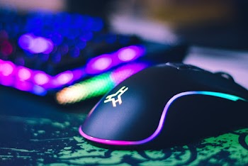 Close-Up Photo of Gaming Mouse