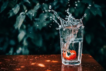 Close-Up Photo of Water Splashing