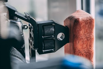 Close-up Photography Mechanical Device