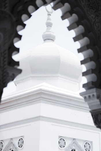 Close-up Photography of a Mosque